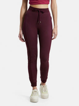 Jockey - AW36 Women Super Combed Cotton Elastane Slim Fit Joggers - Winetasting Melange