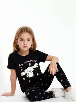 max - Girls Black Graphic Printed T-shirt