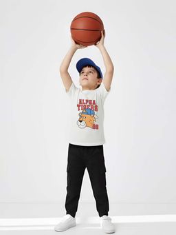 max - Boys Off White Graphic Printed T-shirt