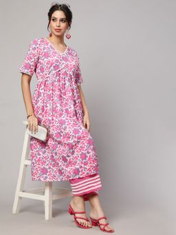 SAK JAIPUR - Women Printed V-Neck Calf Lenth Half Sleeves Flared Kurta with Palazzo (Set of 2)