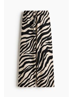 H&M - Women Black Wide Pull-On Trousers
