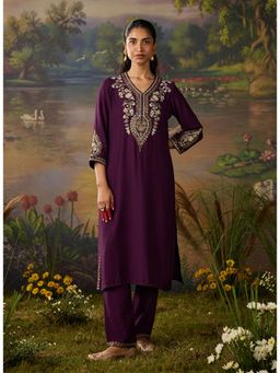 Lakshita - Women's Purple V-Neck Embroidered Kurta with Pant