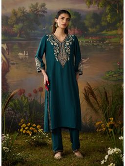 Lakshita - Women's Teal V-Neck Embroidered Kurta with Pant