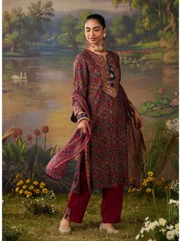 Lakshita - Women's Maroon Round Neck Abstract Kurta with Pant and Dupatta