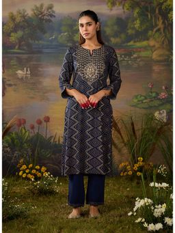 Lakshita - Women's Navy Blue Round Neck Embroidered Kurta with Pant