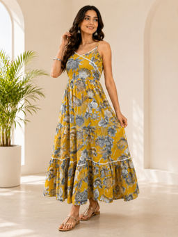 WineRed - Women Strappy Maxi Dress