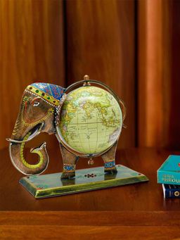 Ekhasa - Metal Elephant Globe Show Pieces