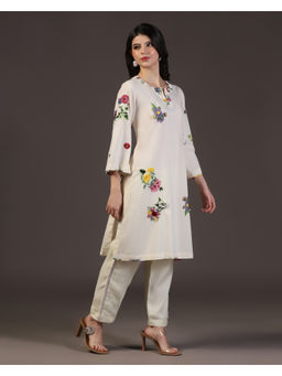 "Two Sisters" by Gyans - White Whisper 3D Applique Printed Kurti With Pant (Set of 2)