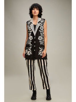 Soup by Sougat Paul - Black Zinnia Applique Co-Ord (Set of 2)