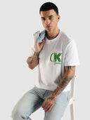 White color option, Sold out, Currently selected