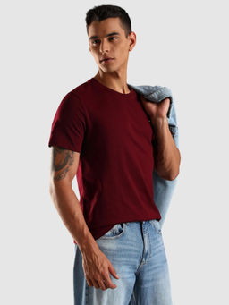 Tommy Hilfiger - Men Burgundy Solid T-Shirt