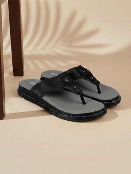 Mochi - Women Black Casual Sandals