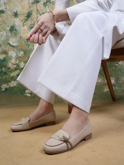 Dollphin - Cream Loafers