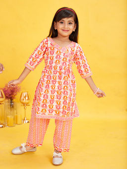 Maaikid - Orange and Red Kurta and Pants (Set of 2)