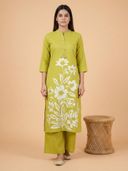 Green color option, Sold out, Currently selected