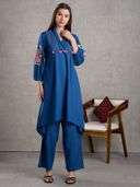 Navy Blue color option, Currently selected