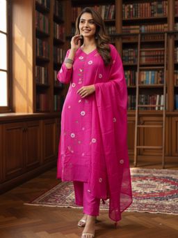 FASHOR - Pearl Embroidered Straight Kurta With Pant & Dupatta