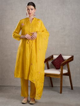 FASHOR - Floral Embroidered Jacquard Yellow Kurta With Pant & Dupatta