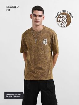 The Indian Garage Co - Men Mustard Relaxed Fit Embroidered Half Sleeves T-shirt