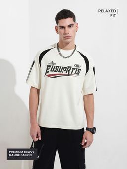 The Indian Garage Co - Men Off White Relaxed Fit Typography Printed Half Sleeves T-shirt