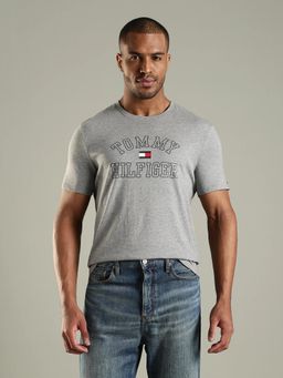 Tommy Hilfiger - Men Grey Logo Regular Fit Cotton T-shirt