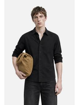 Snitch - Black Solid Full Sleeves Slim Casual Shirt for Men