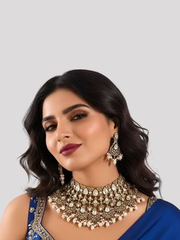 Auraa Trends - Gold Finish Kundan Polki White Choker Necklace With Earrings
