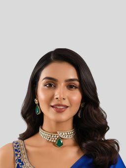 Auraa Trends - Gold Finish Kundan Polki Green Choker Necklace With Earrings