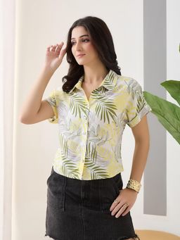 Latin Quarters - Women Green Printed Casual Shirt