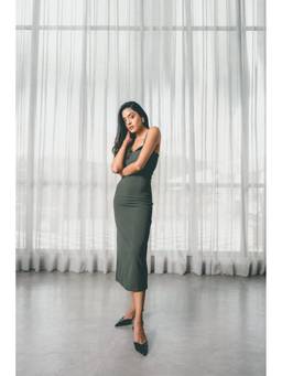 COLOR CAPITAL - Lace Trim Fitted Olive Midi Dress