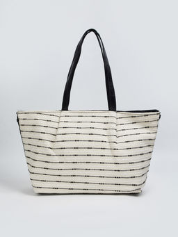max - Women Embroidered Tote Bag