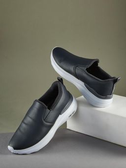 Campus - Ivory Men Grey Walking Shoes