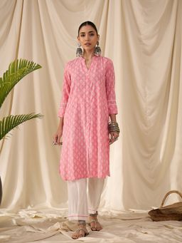 STADO - Women Cotton Printed Pink Kurta with Salwar