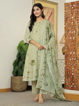 Yufta - Women Floral Green Kurta with Pant and Dupatta
