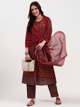 Yufta - Women Floral Rust Kurta with Pant and Dupatta