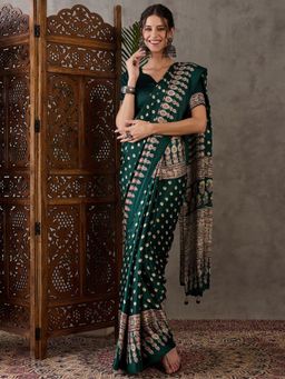 Odette - Women Green Silk Blend Printed Elegant Saree with Unstitched Blouse