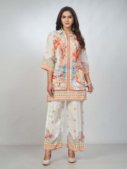 Amchoor - Women Cream Crepe Digital Print Co-Ord Set