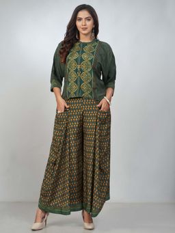 Amchoor - Women Green Viscose Silk Digital Print Top with Palazzo
