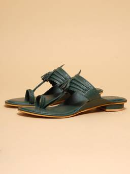 ERIDANI - Women Aarvika Green Kolhapuri Flats