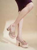 Rose Gold color option, Currently selected