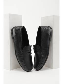 Van Heusen - Men Black Slip Ons Loafers