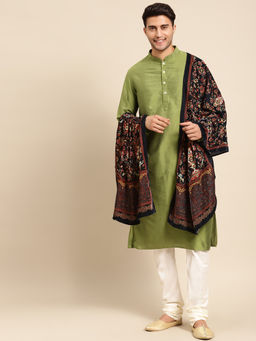 KISAH - Men Green Kurta Churidar and Dupatta (Set of 3)