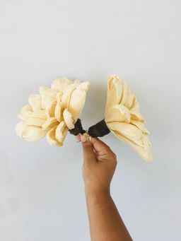 Vanchai - Corn Husk Flower Pack of 2