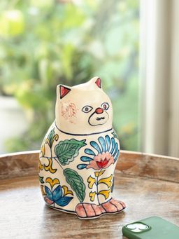 ExclusiveLane - Garden Cat' Ceramic Decorative Showpiece Figurine (Hand-Painted)