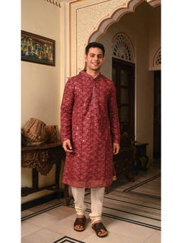ETHNIC INDIA - Floral Embroidered Mandarin Collar Georgette Straight Maroon Kurta
