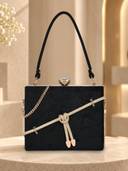 Black color option, Sold out, Currently selected