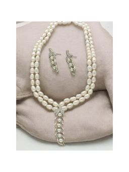 Sri Jagdamba Pearls - Dual Line Iconic Pearl Jewellery Set