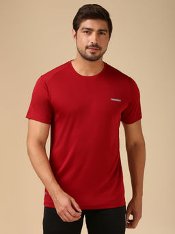 Van Heusen - Men Red Solid Regular Fit T-Shirt