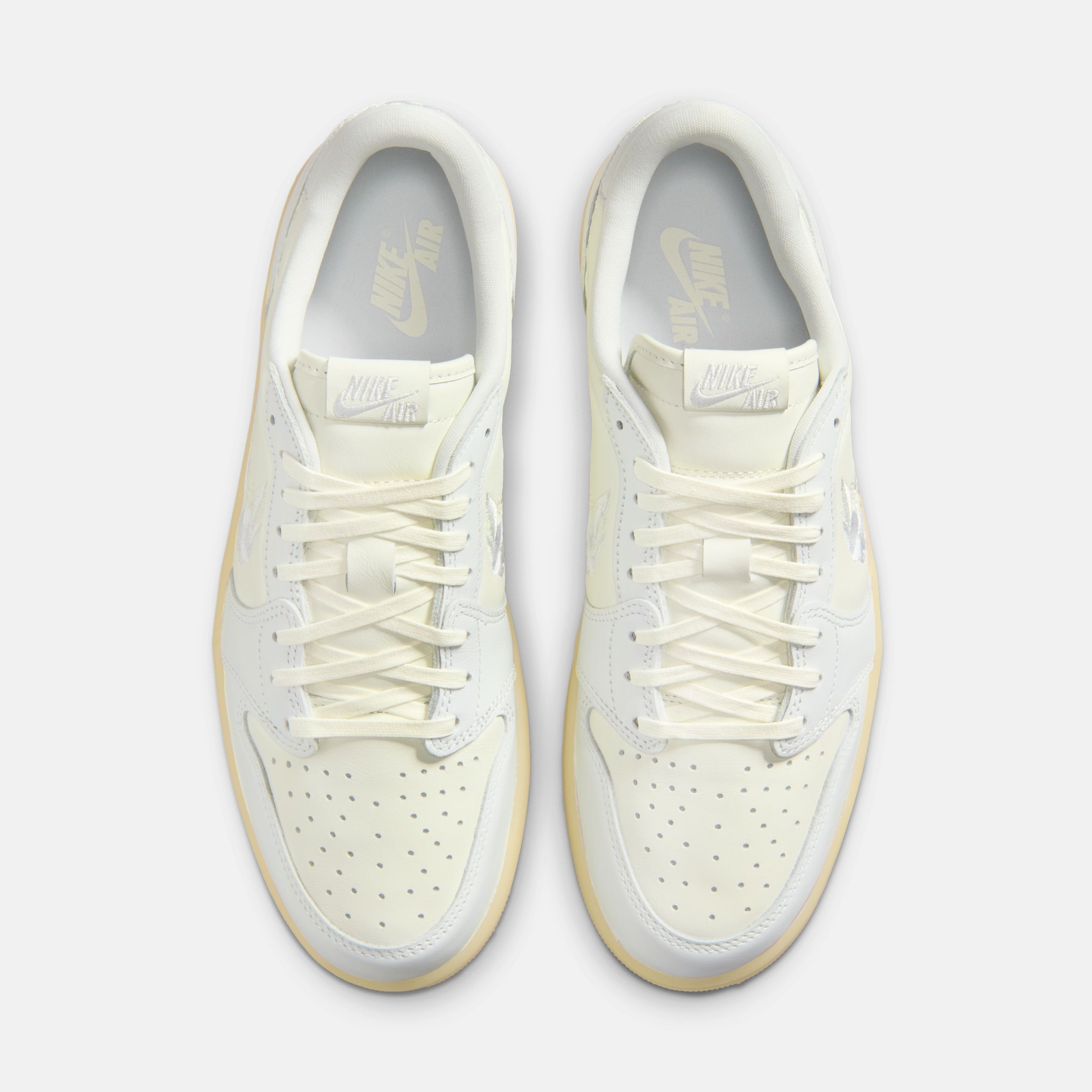 Buy AIR JORDAN 1 RETRO LOW OG Online | Nike India