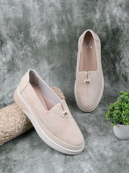 Jove - Women Beige Solid Loafers
